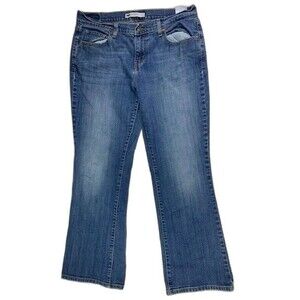 Levi 515 Size 30x30 Womens Jeans Bootcut Stretch Med Wash Mid Rise (Inseam 28.5)